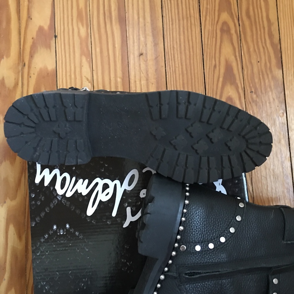 HOST PICK: Sam Edelson “Jennifer” Studded Ankle Boots  Sz.10M - Picture 6 of 7